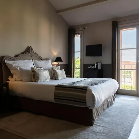 Hotel La Bastide Du Clos Des Roses - Les Collectionneurs 4*